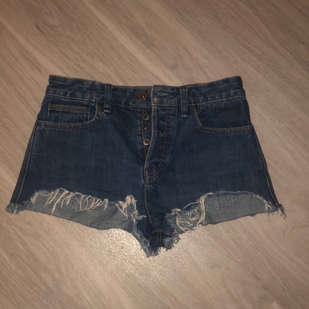 Free people mid rise short shorts